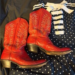 Vintage Embroidered Leather Cowgirl boots Made in the USA